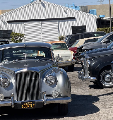 Luxury vehicle showcase 2