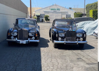 Luxury vehicle showcase 21